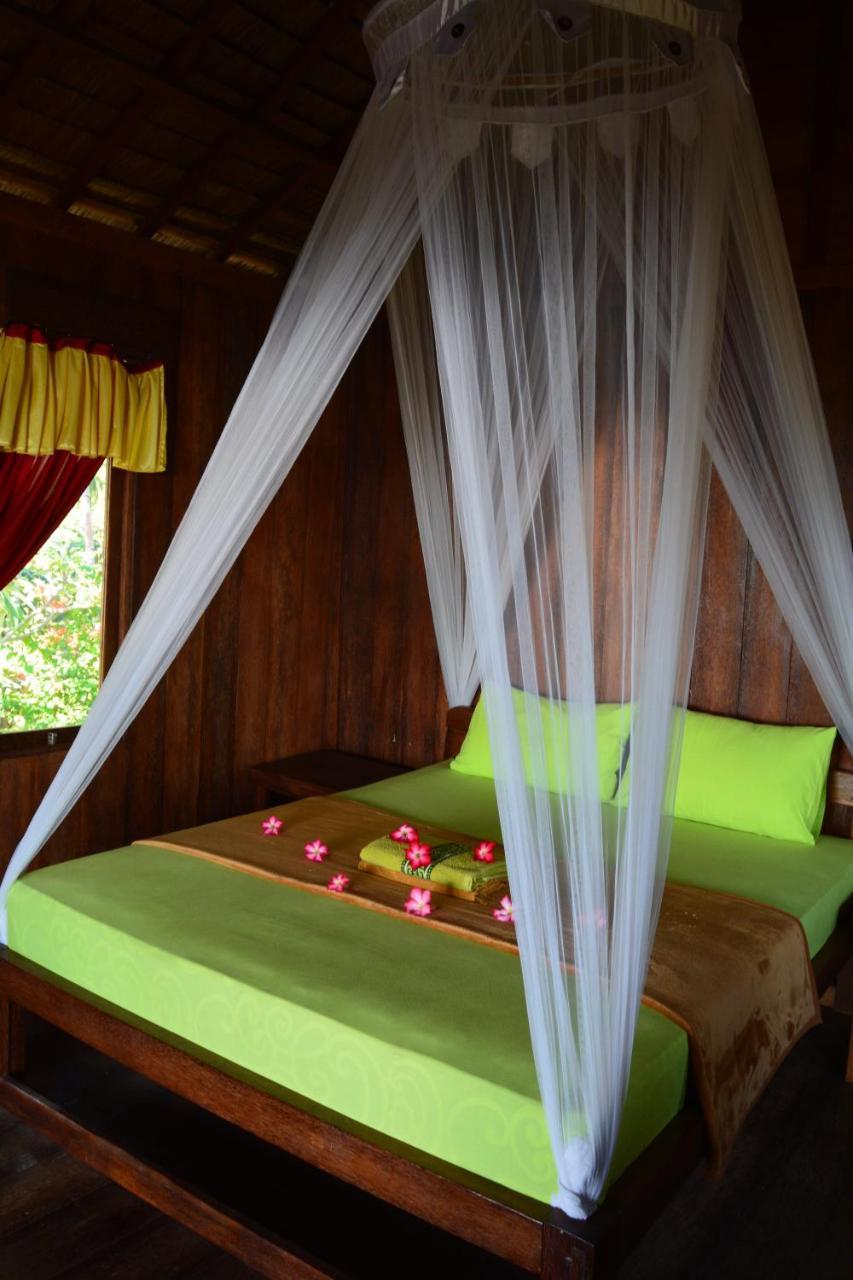Sunari Beach Resort Selayar Matalalang Екстериор снимка