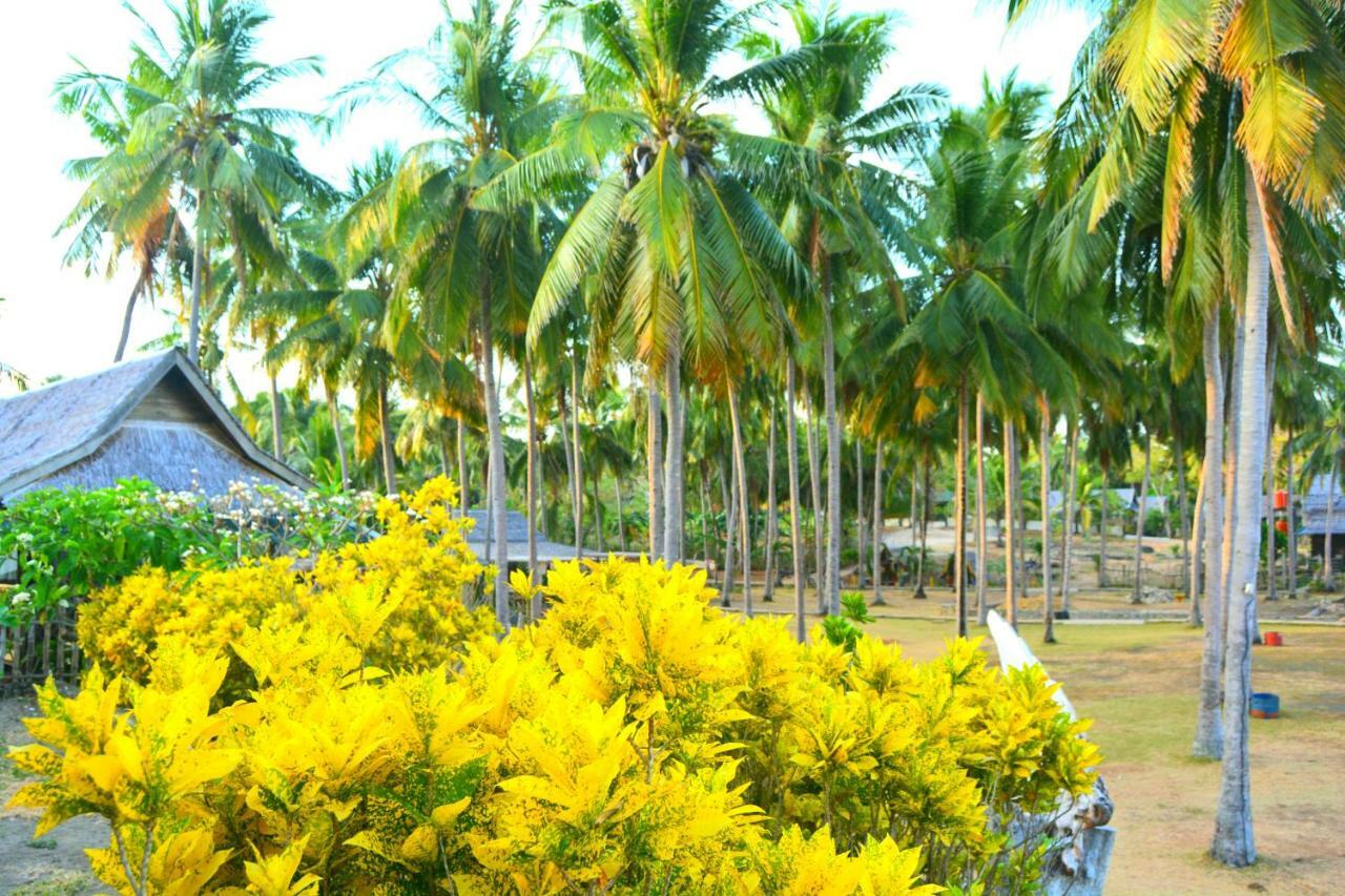 Sunari Beach Resort Selayar Matalalang Екстериор снимка