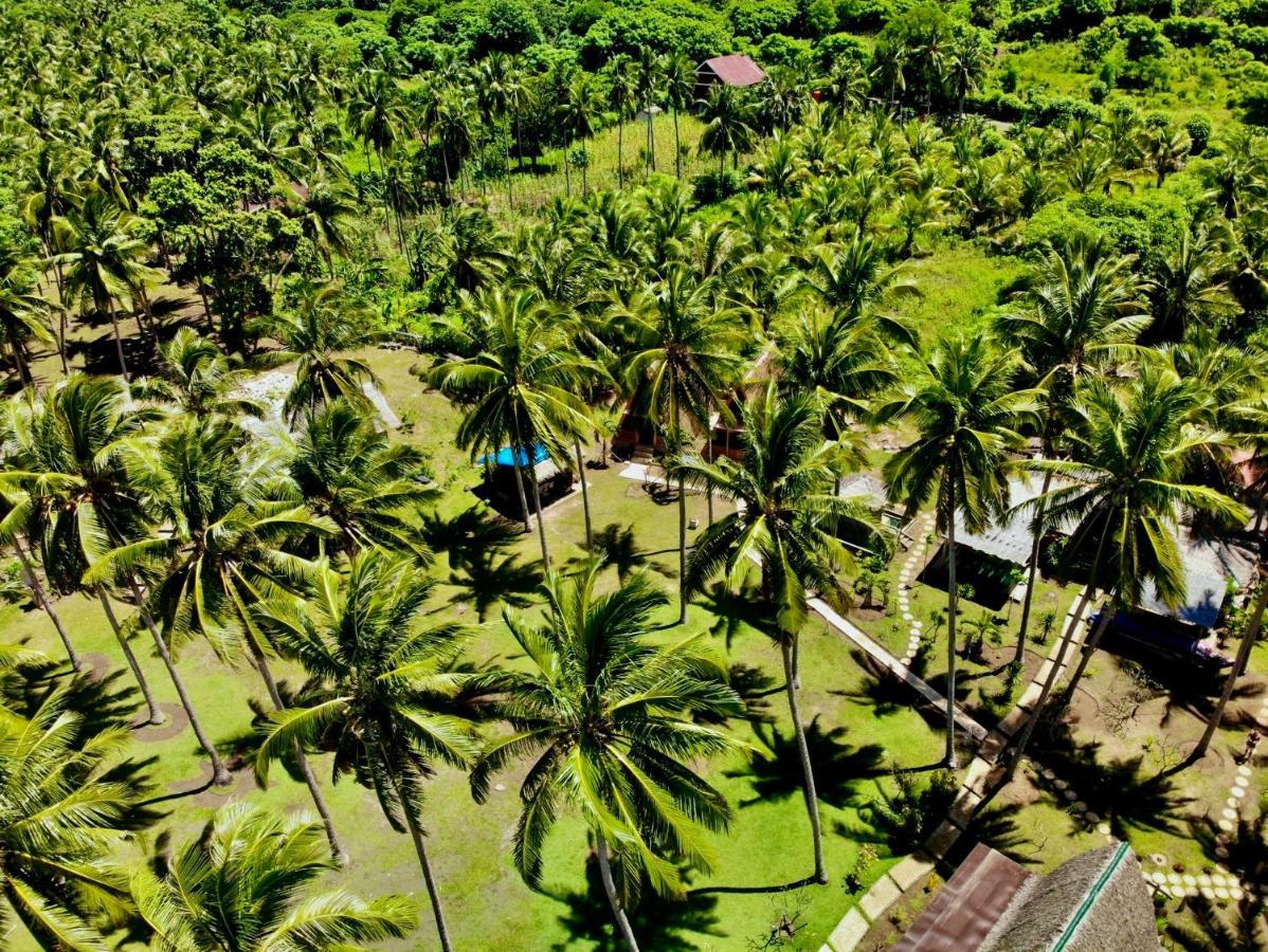 Sunari Beach Resort Selayar Matalalang Екстериор снимка