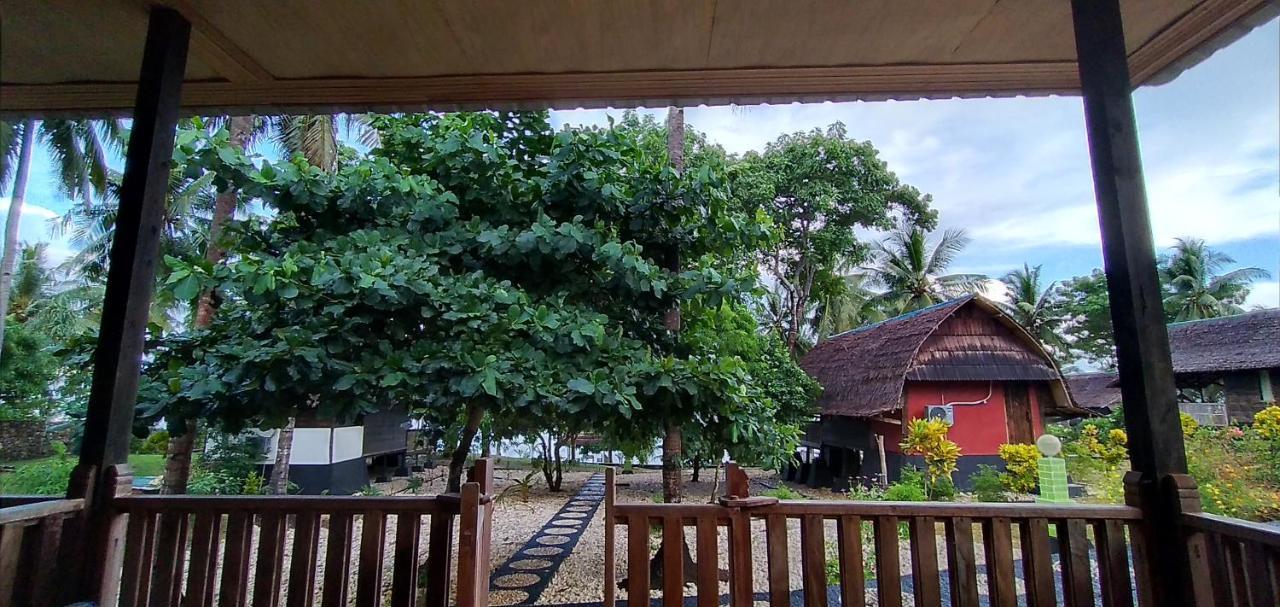 Sunari Beach Resort Selayar Matalalang Екстериор снимка