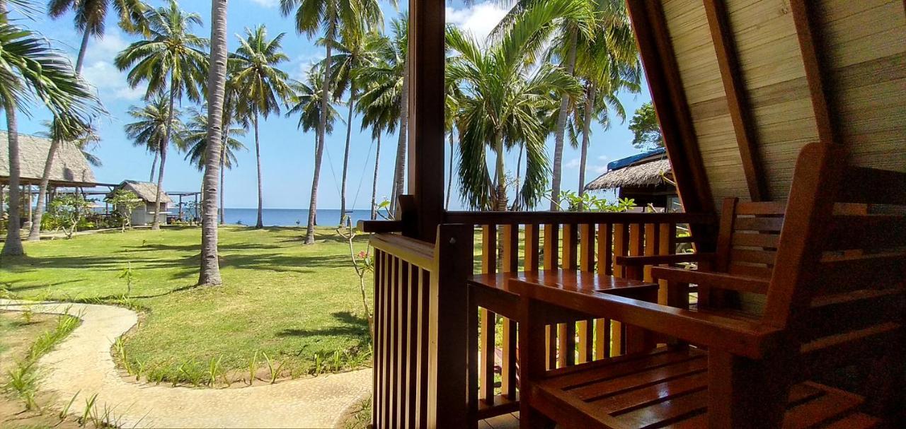 Sunari Beach Resort Selayar Matalalang Екстериор снимка